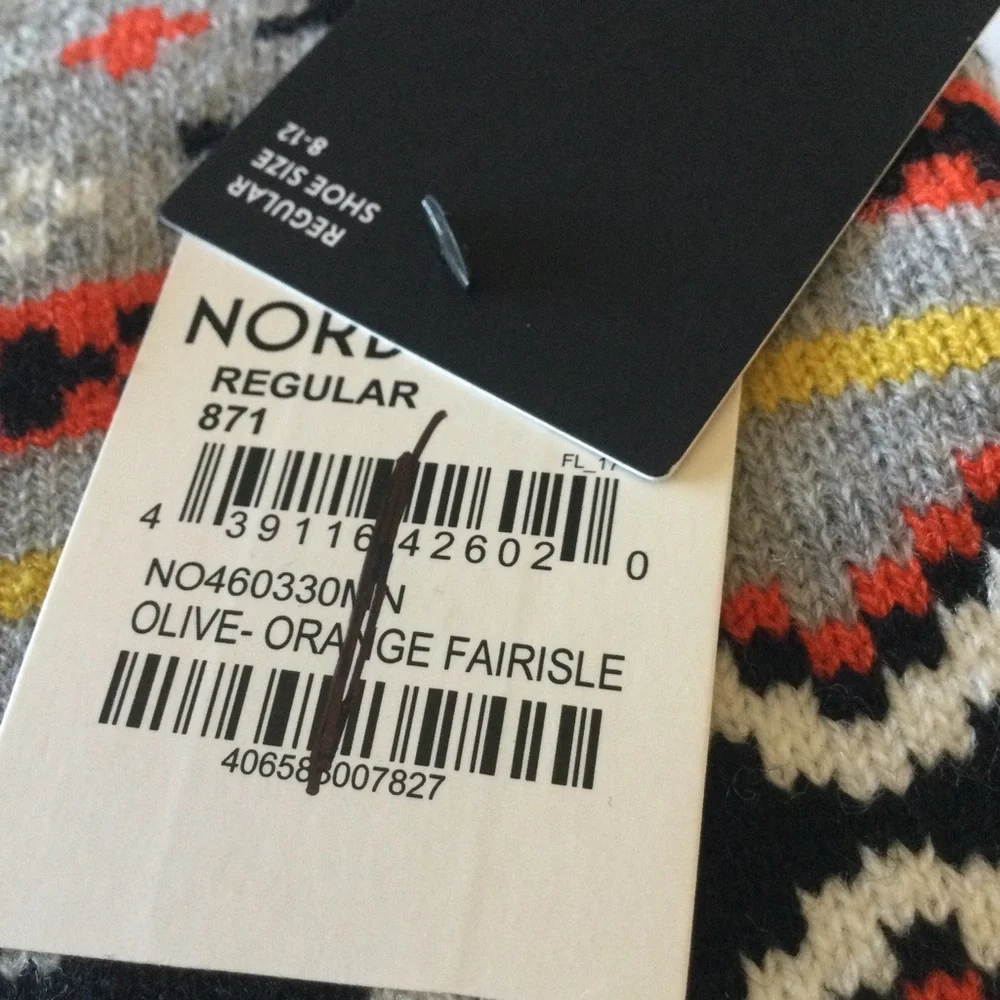 NORDSTROM MENS SOCKS WITH GRIPPER SOLES OLIVE ORANGE GRAY FAIRISLE PRINT OS NWT